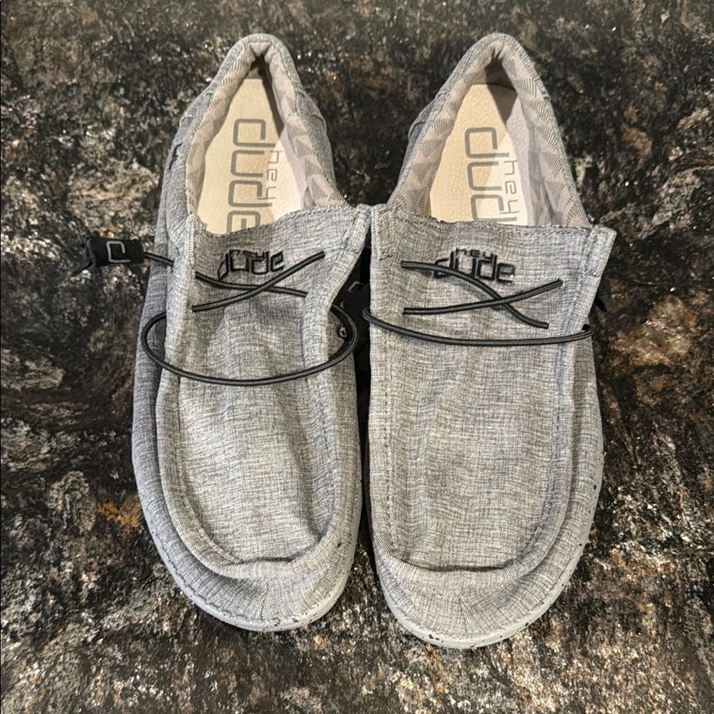 Hey Dude Men's Light Gray Loafers